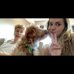 Meet your Posher, Kayla